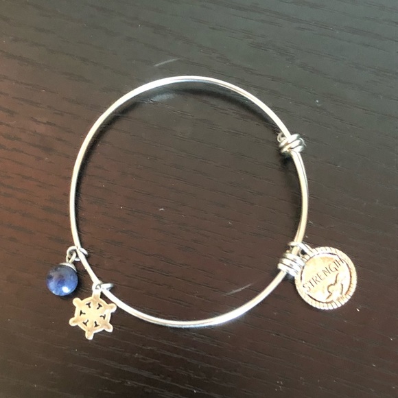 🟢 strength dark blue charm bracelet - Picture 3 of 3